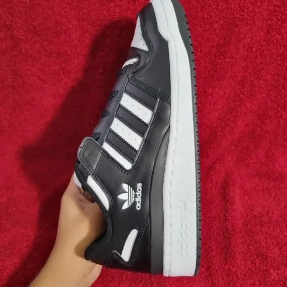 Adidas Men’s Forum Low CL “Core Black/White” Leather Shoes - Picture 11 of 14